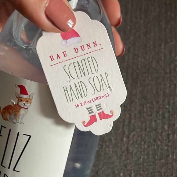 Rae Dunn Soap Feliz Navidog 16.2 Oz Sugar Cookie Soap - Picture 5 of 8